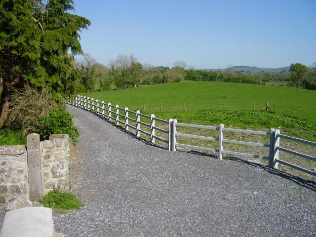 Glenboy Country Accommodation Oldcastle Eksteriør billede